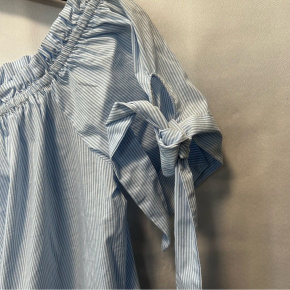 Off-Shoulder Blue Stripe Button Down Tunic Blouse with Red Rose Detail Sz S - Picture 5 of 6